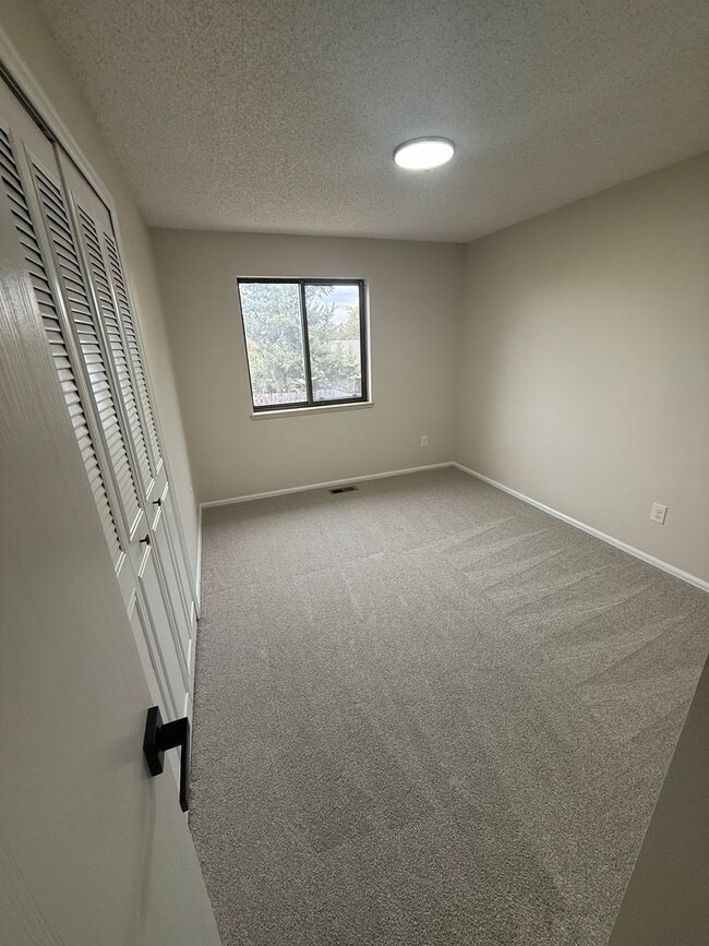 Building Photo - Beautifully Remodeled Westminster Ranch