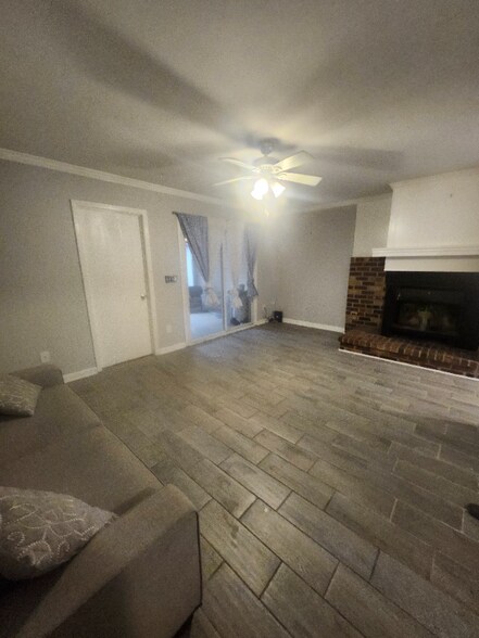 Building Photo - 721 Ralston Ct