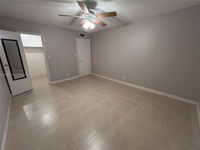 Building Photo - 6505 Winfield Blvd
