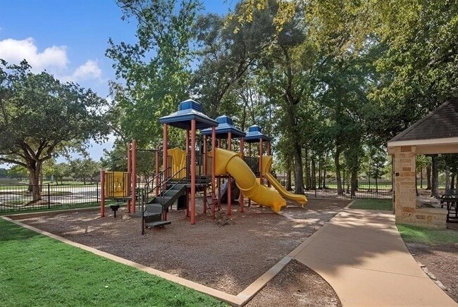 Building Photo - 29706 Parliament Hills Dr