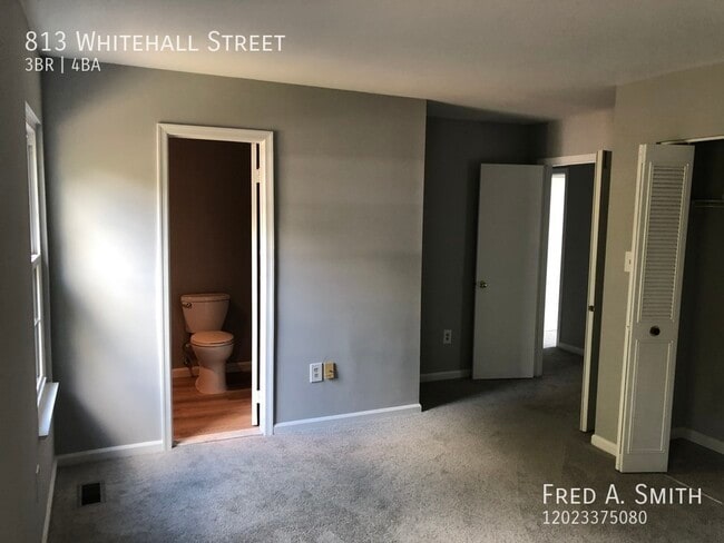 Building Photo - 813 Whitehall St