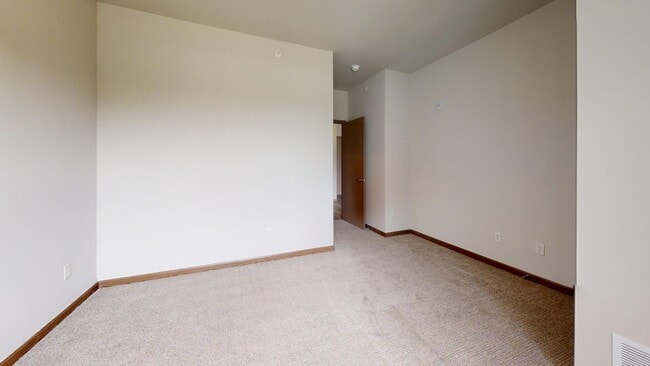 Building Photo - N115W16170 Saxony Village Blvd