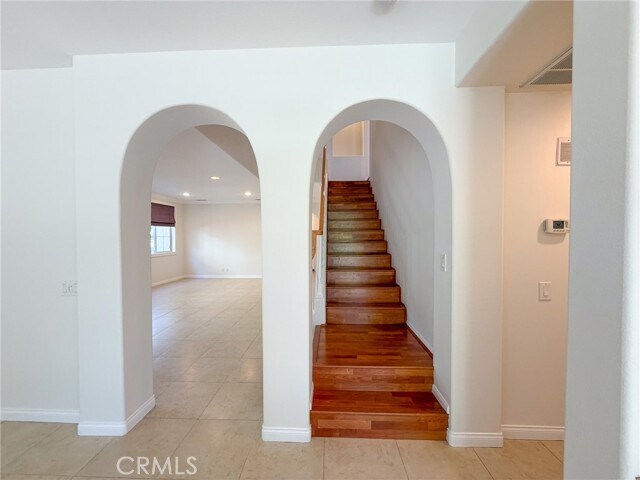Building Photo - 82 Laurelhurst Dr