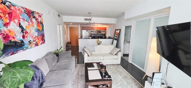 Building Photo - 253 NE 2nd St