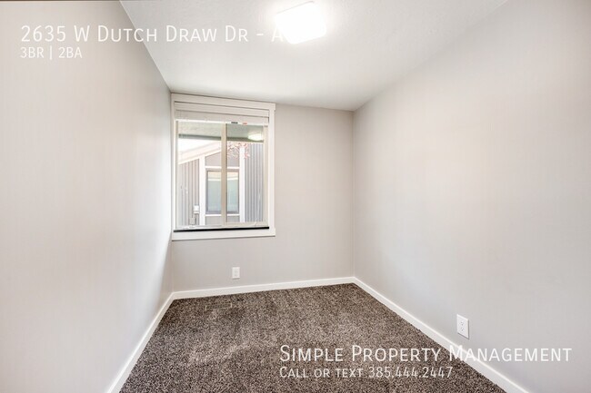 Building Photo - 2635 W Dutch Draw