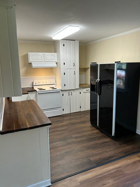 Building Photo - 4879 Brickyard Ln