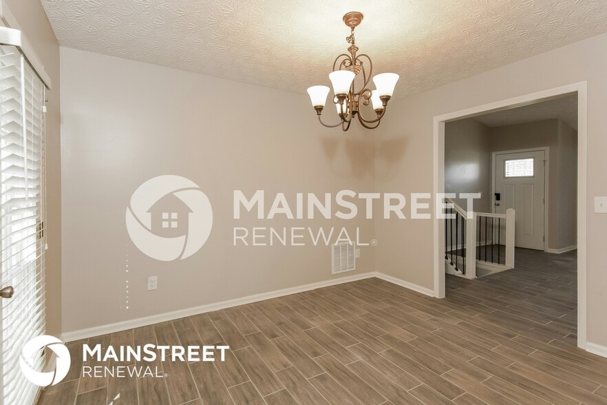 Building Photo - 4809 Nevilly Way