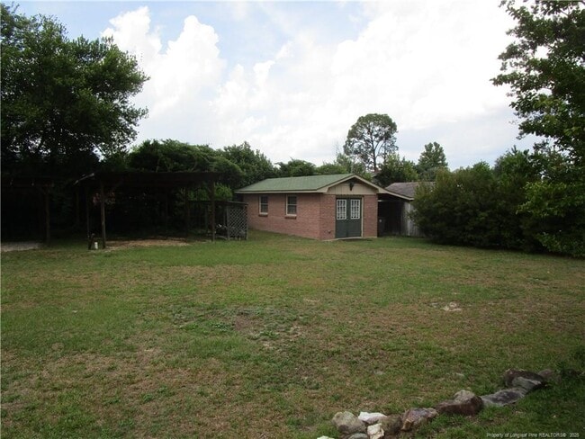 Building Photo - 615 Galloway Dr