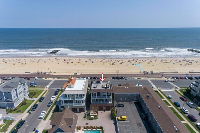Building Photo - 1302 Ocean Ave N