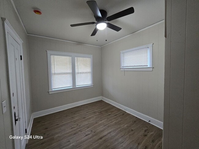 Building Photo - Fully Renovated 3-Bedroom Home – Move-In R...