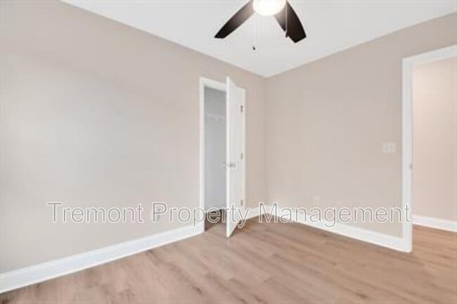 Building Photo - 3503 Dorris St