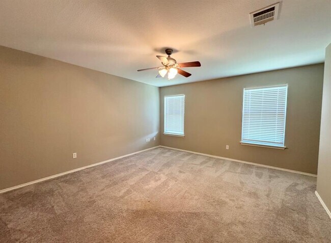 Building Photo - 109 Kendall Cove