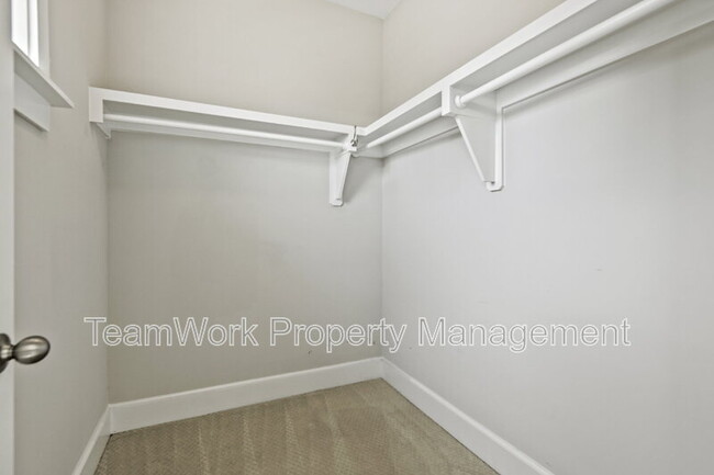 Building Photo - 1485 Menhaden Ln