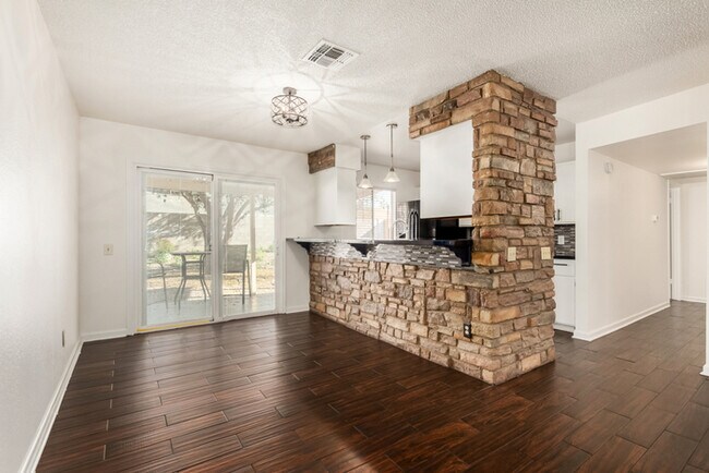 Building Photo - 21057 N 34th Dr