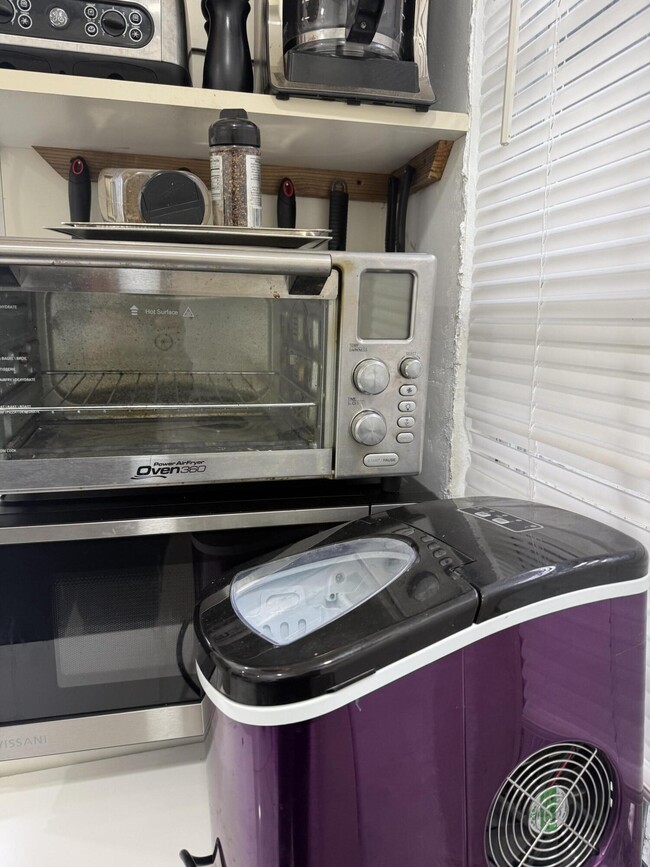 Building Photo - 3621 NW 3rd St