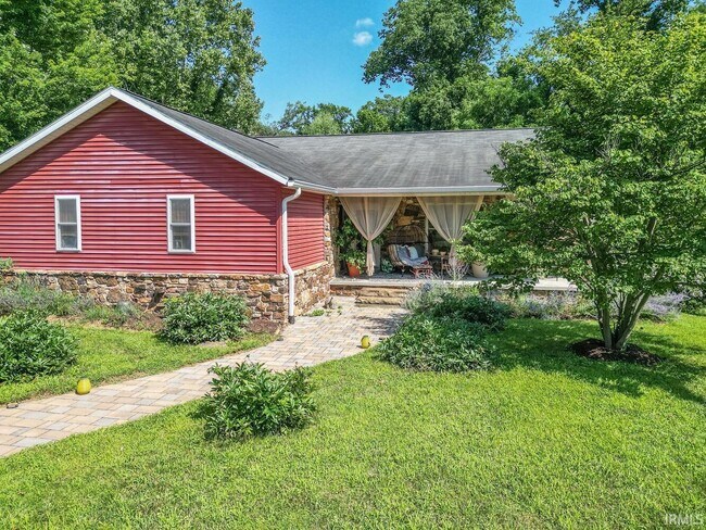 Primary Photo - 1106 W Countryside Ln