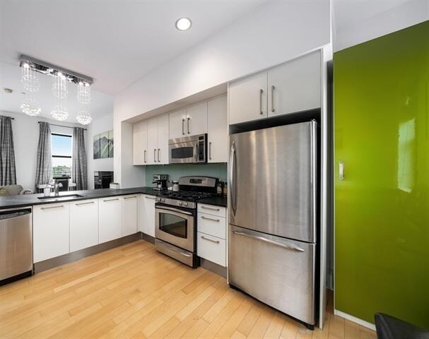 Building Photo - 4 Beacon Way