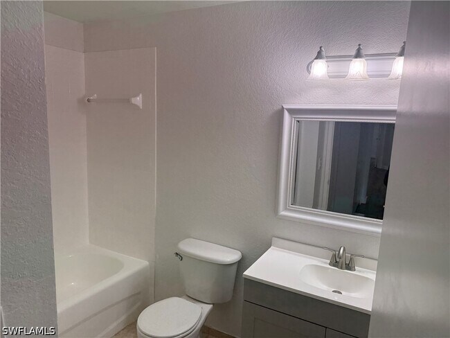 Building Photo - 8285 Ibis Club Dr