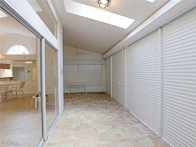 Building Photo - 12522 Kelly Sands Way