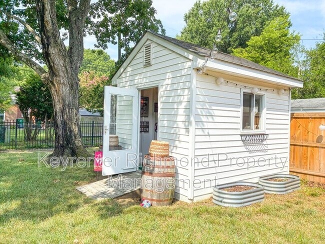 Building Photo - 4707 Fitzhugh Ave