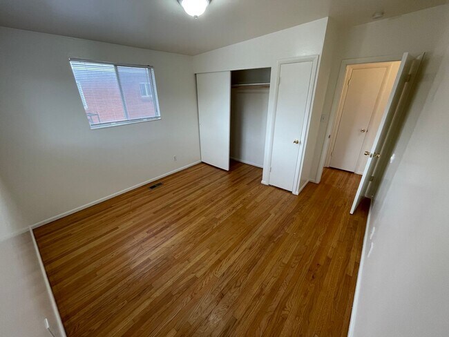 Building Photo - 1824 S 1100 E