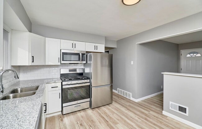 Building Photo - 9530 Cote Brilliante Ave