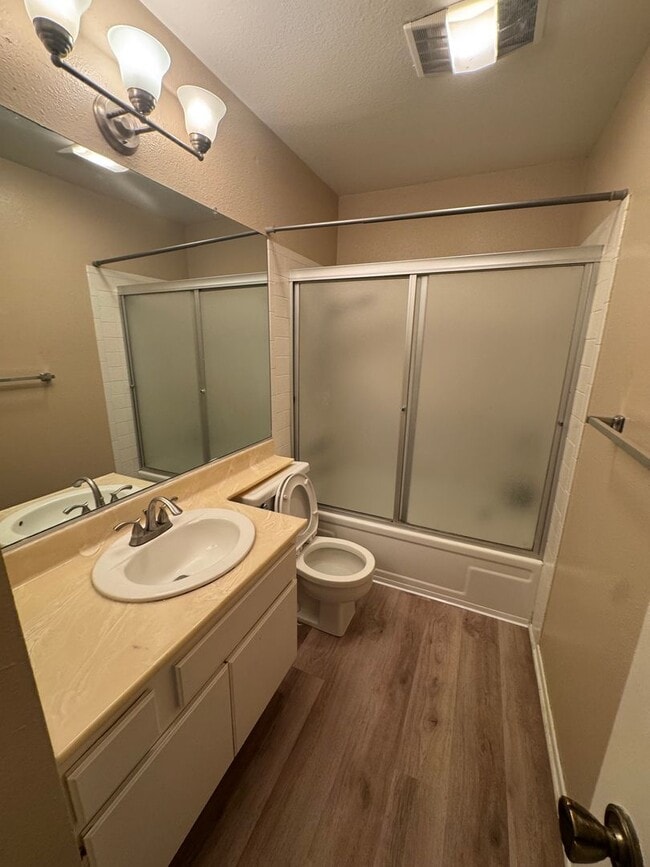 Building Photo - 1201 Greenstone Ln