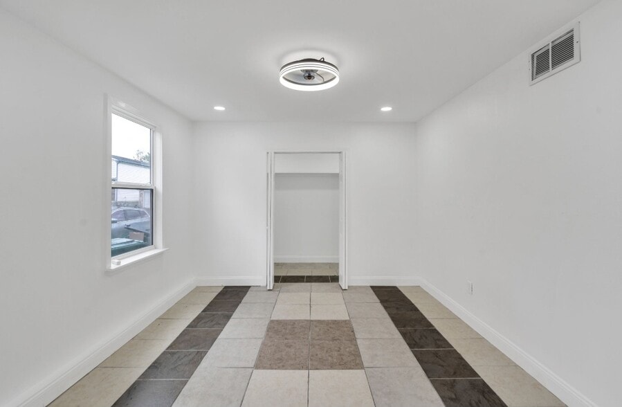 Building Photo - 3136 Keith Way Dr