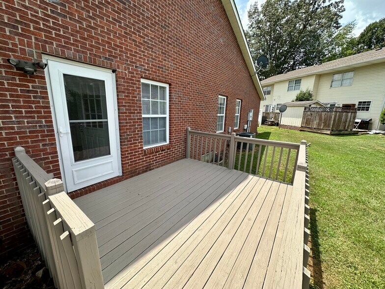 Back deck - 1620 Ridgecrest Dr