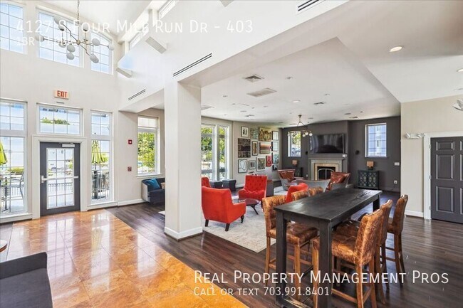 Building Photo - 4127 S Four Mile Run Dr