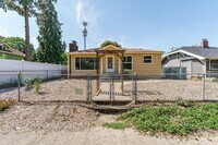 Building Photo - MOVE IN SPECIAL - Charming 1950’s Two-Bedroom with Character & Shared Outdoor Space