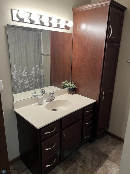 Building Photo - 2737 10th St W