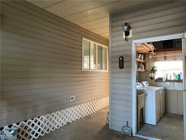 Building Photo - 5506 Virginia Dare Ln