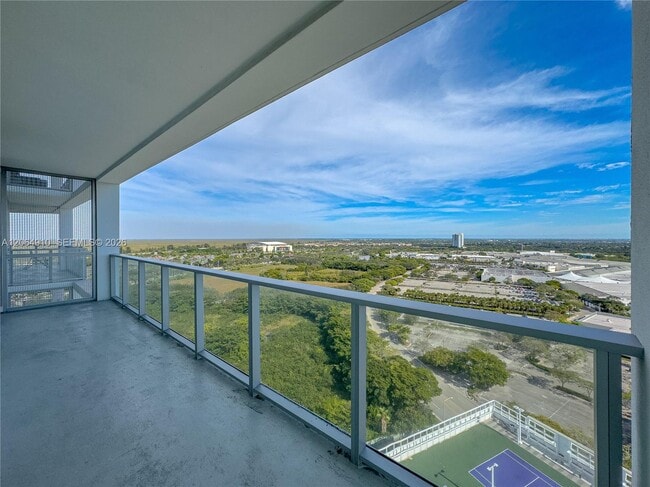 Building Photo - 2000 Metropica Wy