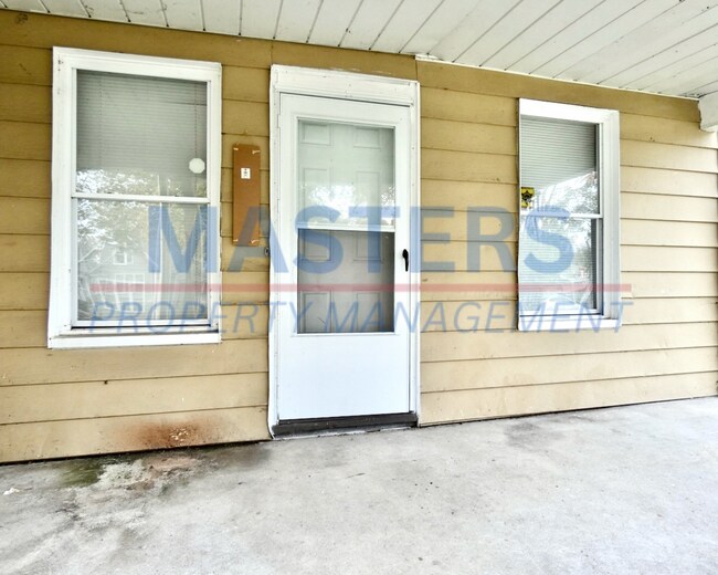 Building Photo - 2563 Foraker Ave