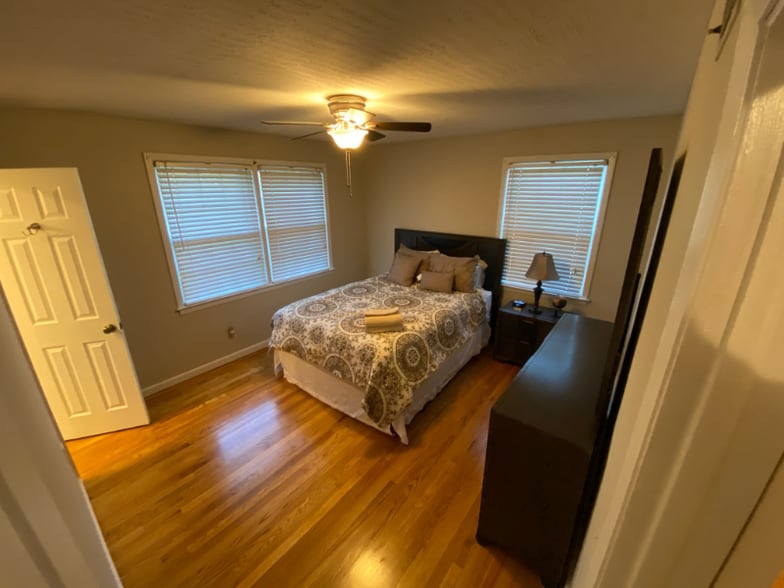 Building Photo - 2222 Woodland Ave