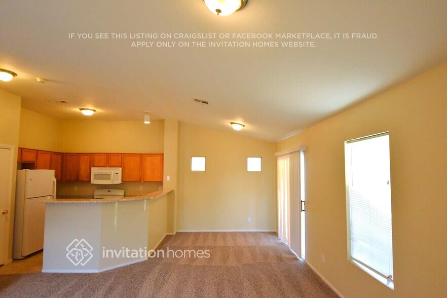 Building Photo - 4946 Attitude Ct