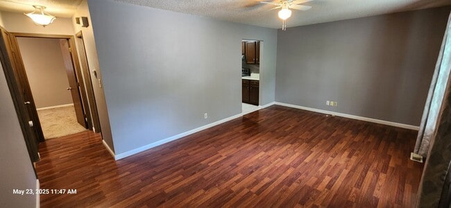 Building Photo - You'll love this 2BR + bsmt bonus rooms ra...
