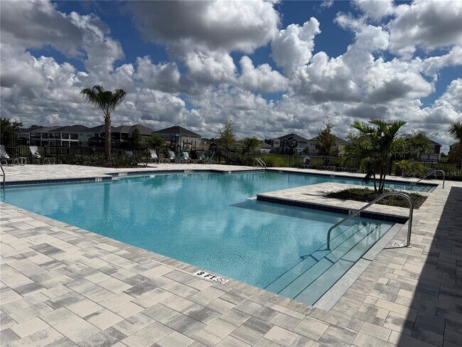 Building Photo - 17334 Beachgrass Aly