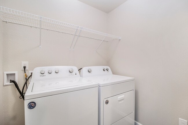 Building Photo - Best Value in Vicksburg