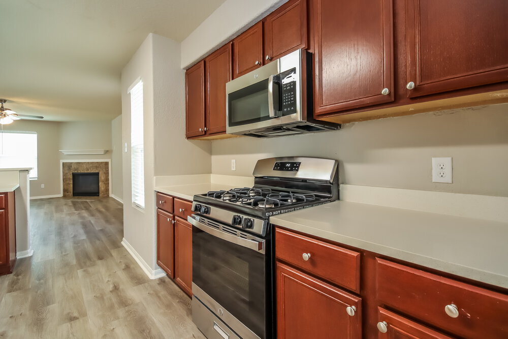 Building Photo - 16746 Warbler Dr