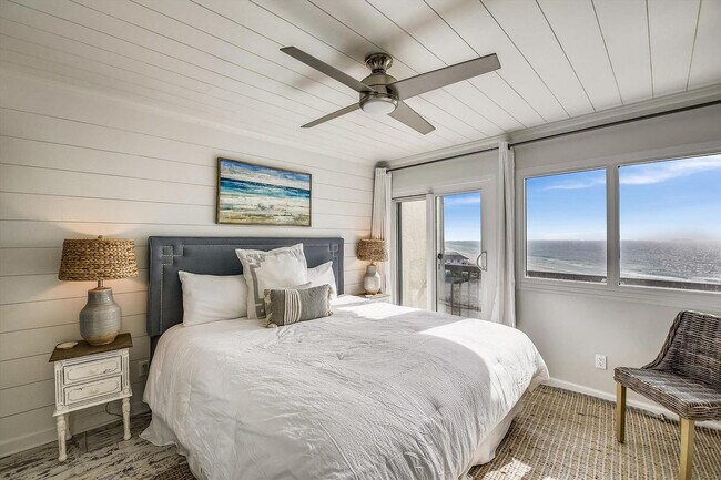 Building Photo - 23223 Front Beach Rd