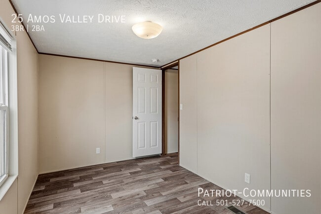 Building Photo - 25 Amos Valley Dr