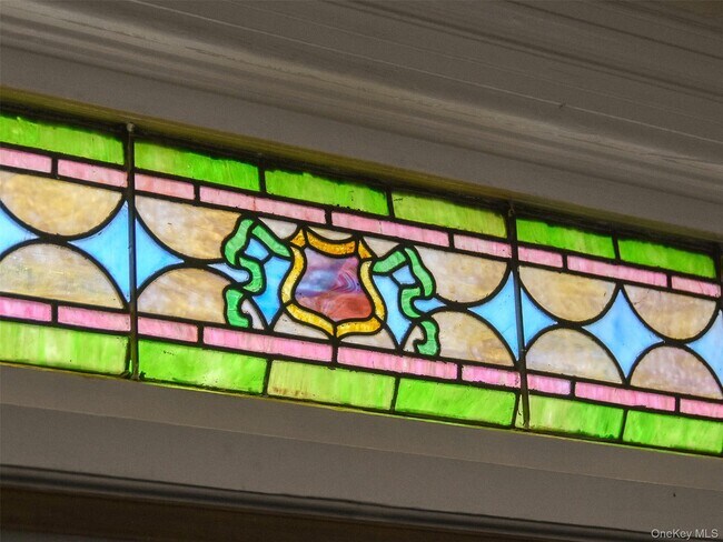 Building Photo - 27 Summit Ave