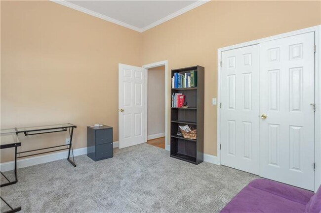 Building Photo - 65 Claire Dr SE