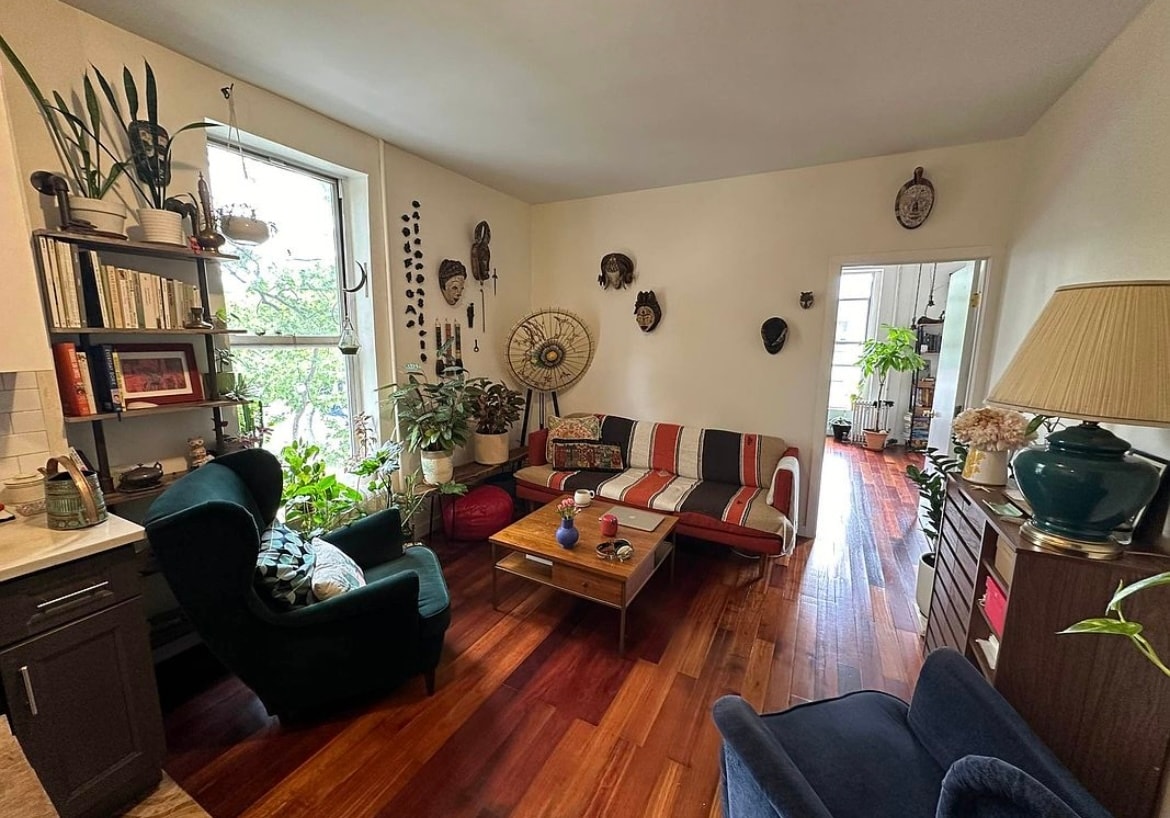 Building Photo - 808 Quincy St