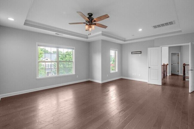 Building Photo - Stunning All-Brick Home in BridgeMill Community!