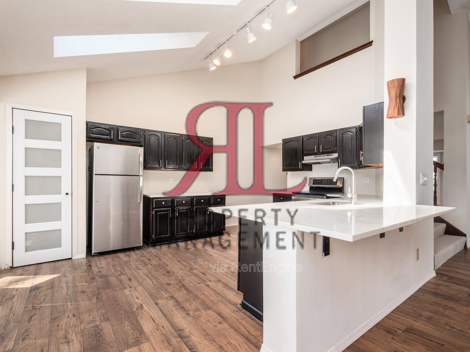 Building Photo - 7448 Gardenview Pl