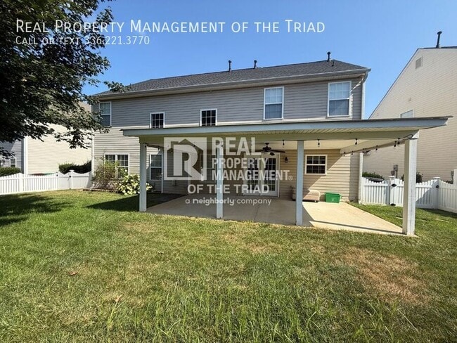 Building Photo - 1538 Castle Way