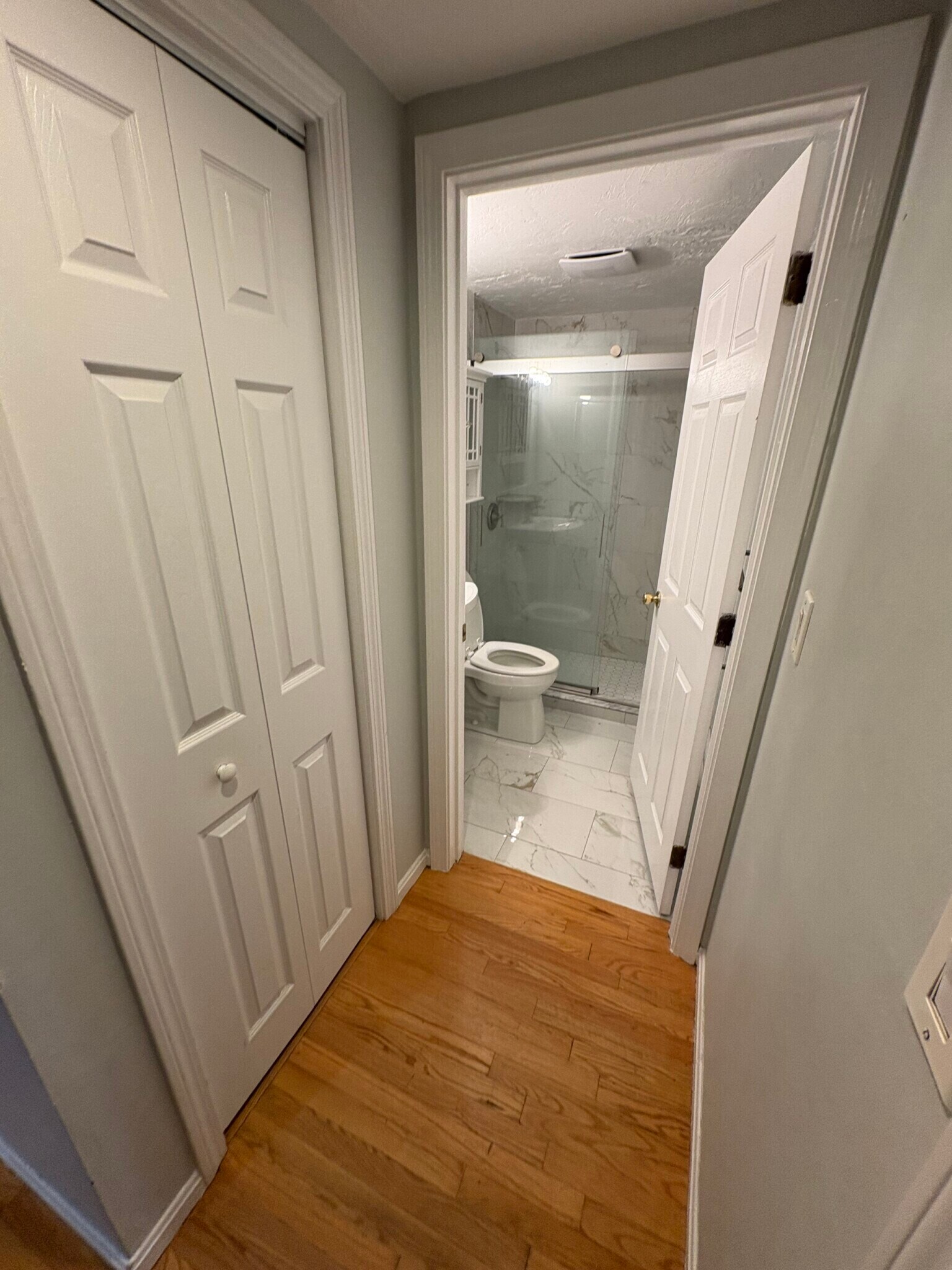 Images are representative samples of the advertised unit. Actual units shown during tours may differ - 36 Peterborough St